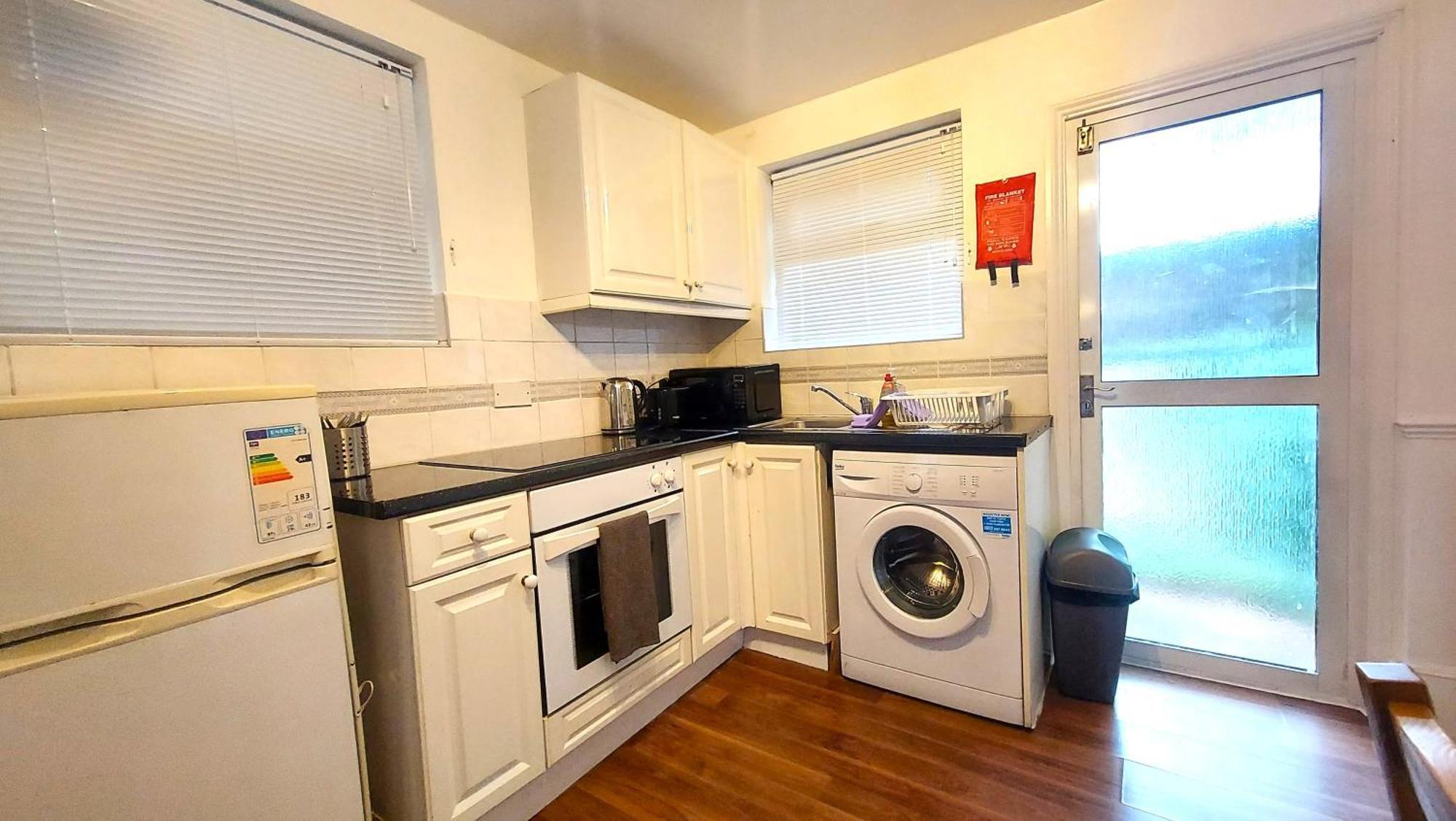 Spacious Flat - Camden Kings Cross Zone 1 Apartment *