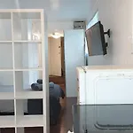 Spacious Studio Flat - Camden Kings Cross Zone 1
